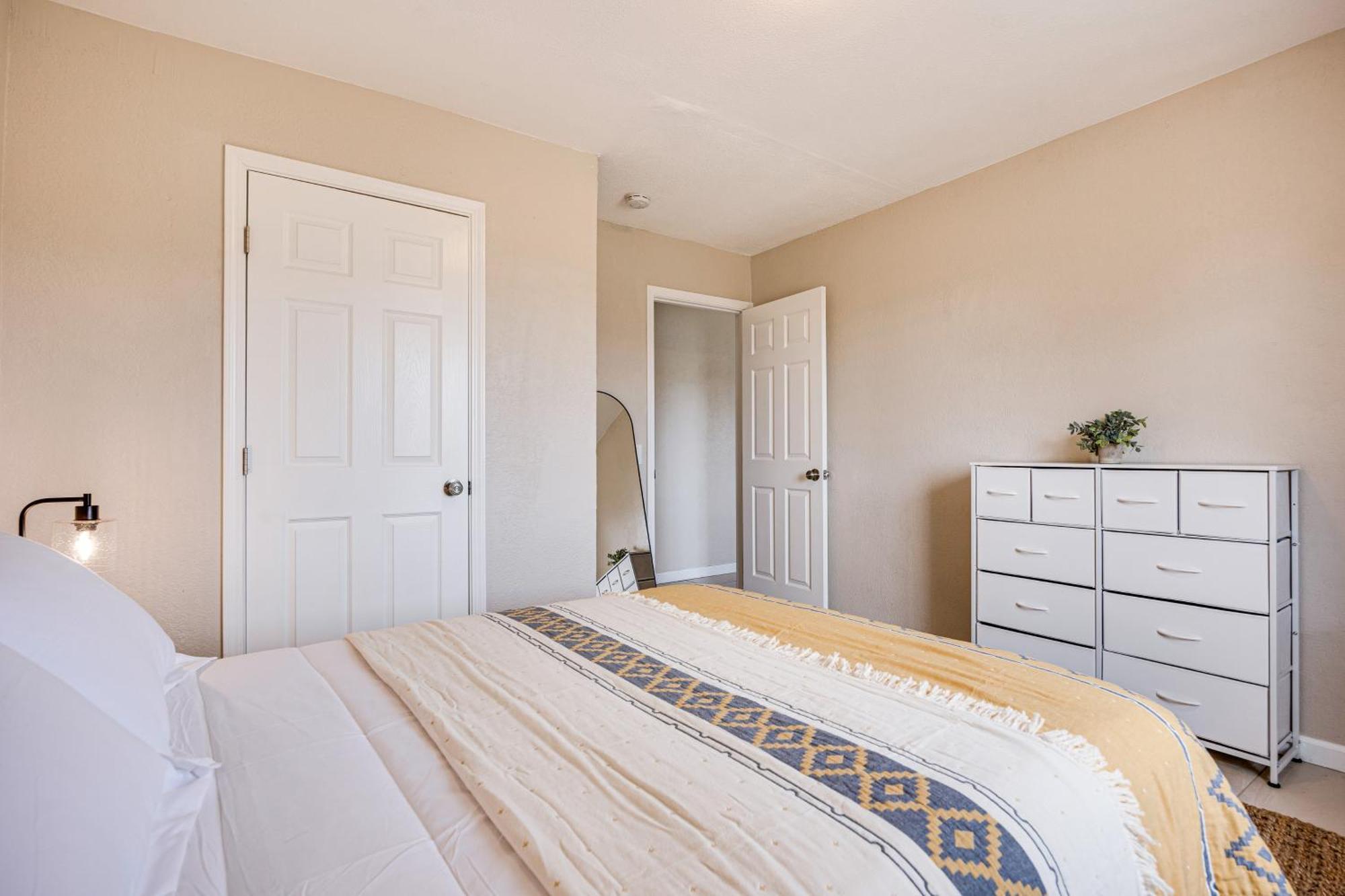 Convenient Joshua Tree Apartment - Walk To Town! Dış mekan fotoğraf
