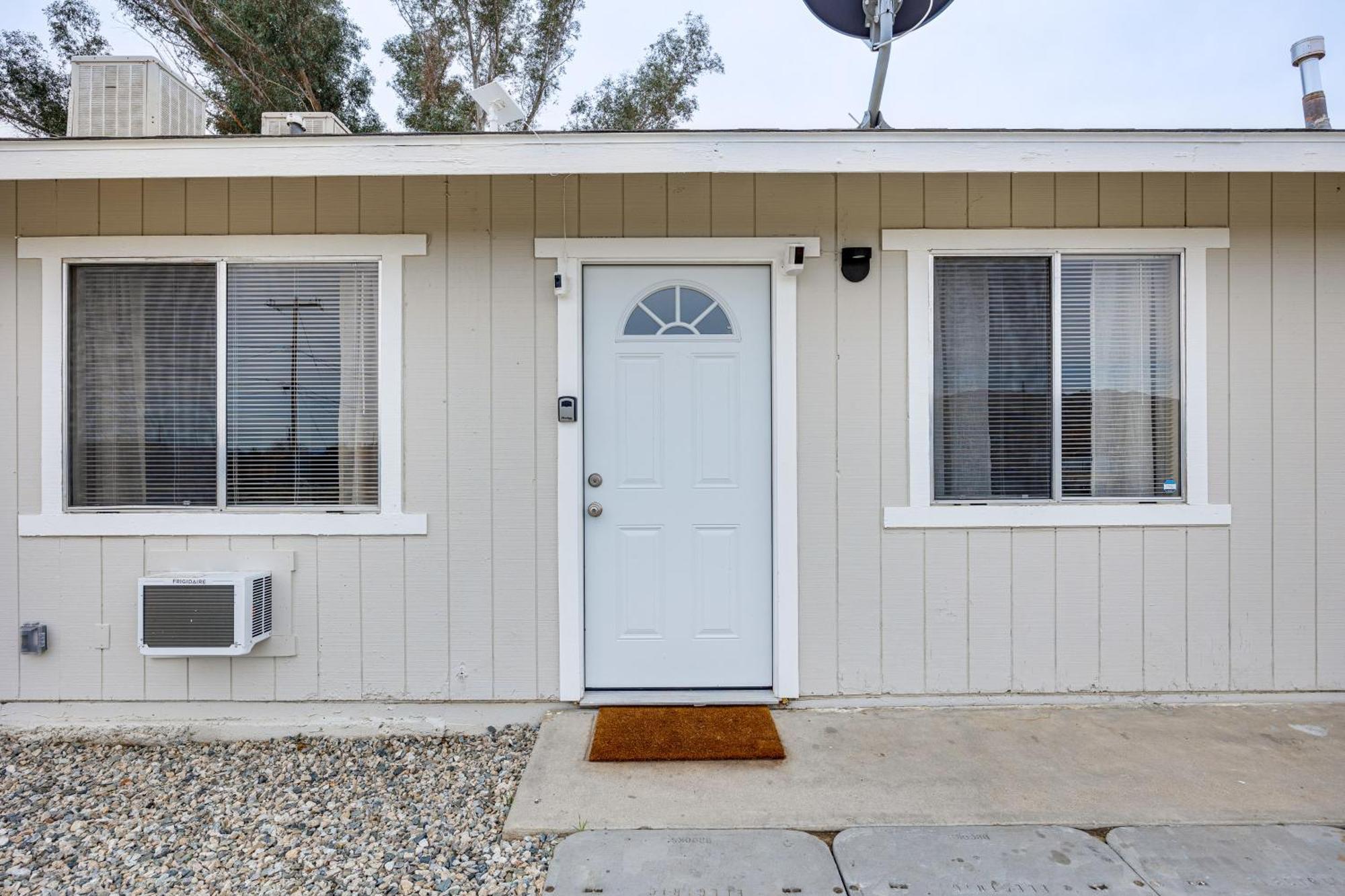 Convenient Joshua Tree Apartment - Walk To Town! Dış mekan fotoğraf